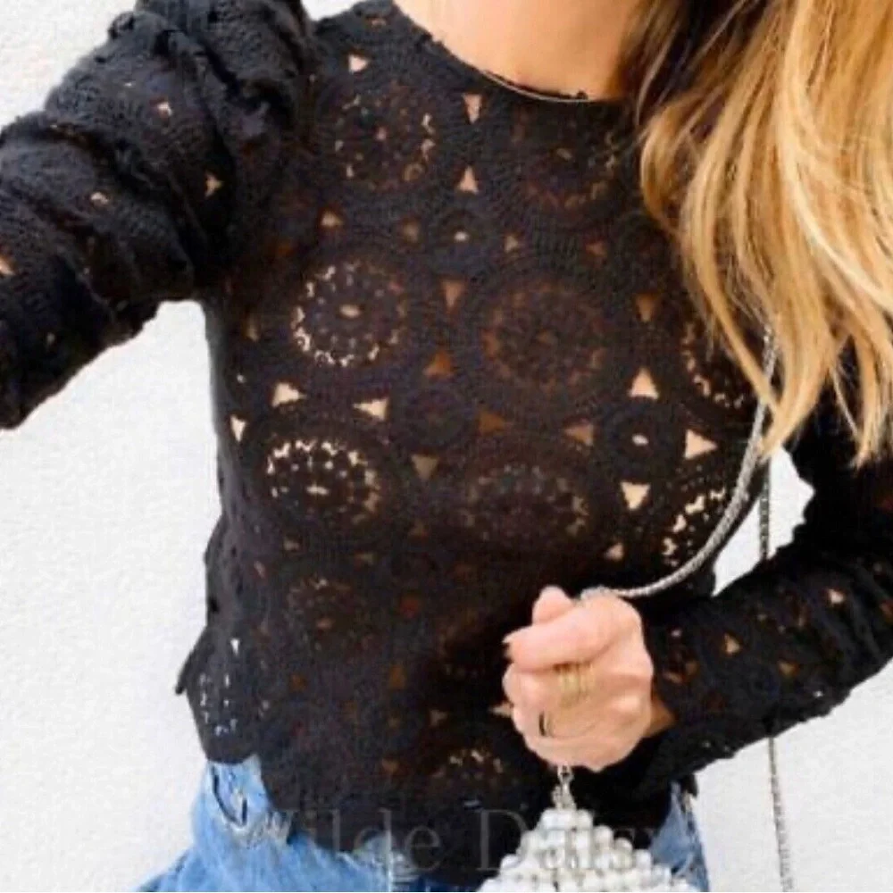 Zara Black Cropped Textured Weave Voluminous Sleeves Crochet Medium